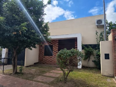 CHALET EN VENTA EN LAMBARÉ