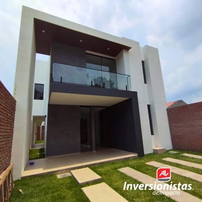 CASA EN VENTA