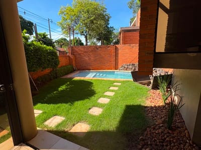 Vendo hermosa casa en Barrio Mburucuyá! 