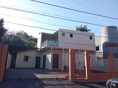 ALQUILO CASA EN LAMBARE