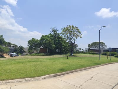 TERRENO EN VENTA EN PLENA ESQUINA