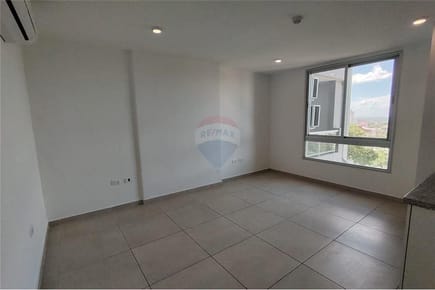 DEPARTAMENTO EN EDIFICIO ZENITH
