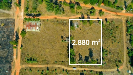 EN VENTA - 8 LOTES COSTA AZUL - LIMPIO