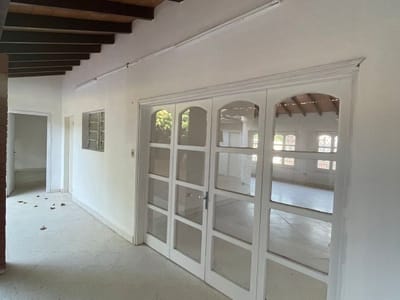 VENDO CASA EN LAMBARÉ