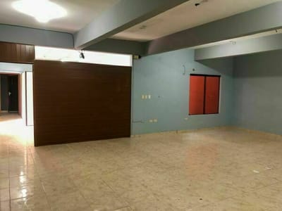 VENDO EDIFICIO COMERCIAL EN BARRIO OBRERO 