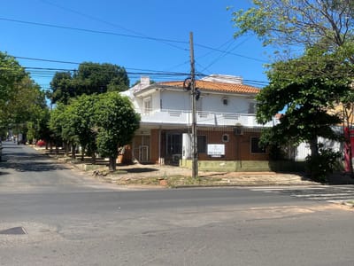 Vendo Propiedad En Esquina Estrategica