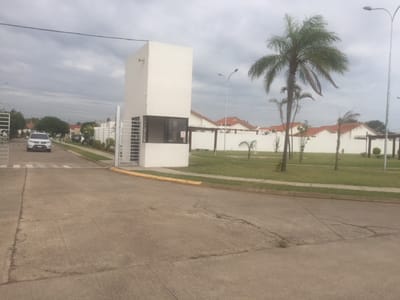 Casa Familiar