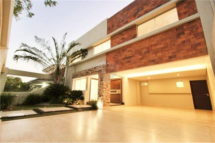 Lujosa Residencia en Barrio Santo Domingo