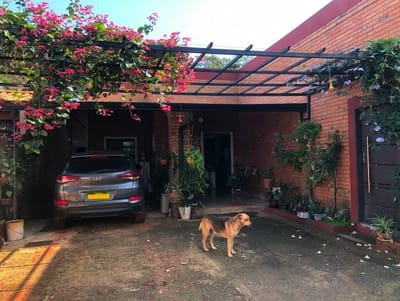 ALQUILER DE CASA SEMI AMOBLADA EN ZÁRATE ISLA – LUQUE