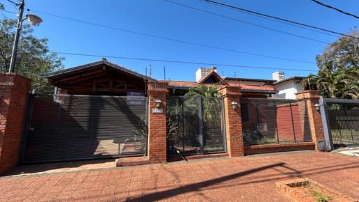 VENDO HERMOSA CASA Z/ VILLA OLÍMPIA!!!