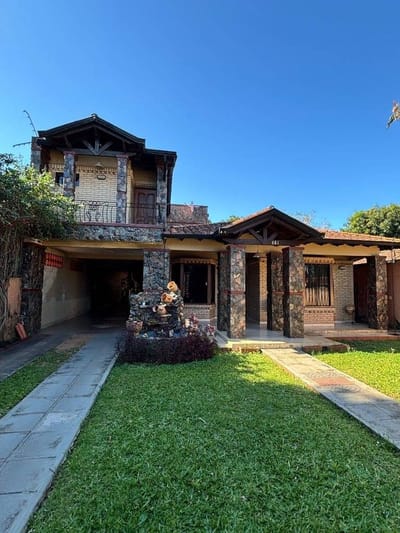 CASA EN VENTA BARRIO SAN LUIS, SAN LORENZO