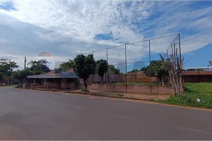 VENDO DOS TERRENOS EN SAN LORENZO ZONA AV SAN PEDRO