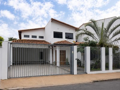 EN VENTA | CASA CON RENTA ACTIVA | BARRIO VILLA VIRGINIA – LAMBARÉ