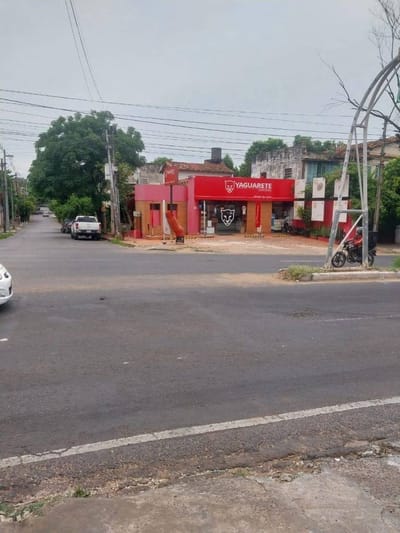 ALQUILO LOCAL COMERCIAL SOBRE GRAL SANTOS