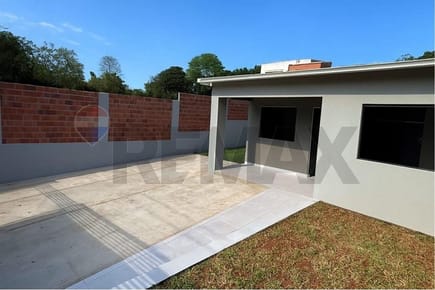 ¡Hermosa Casa - en San Lorenzo!