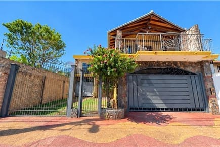 Casa - Venta - San Lorenzo, Central, Paraguay