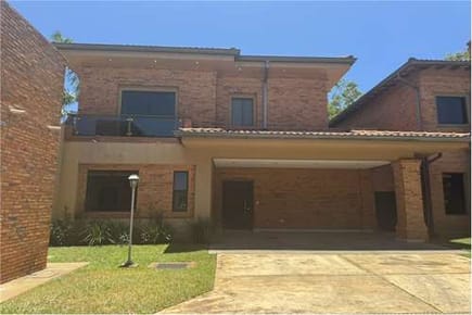 Casa-Venta-Calle Rio Paraguay, Laurelty, San Lorenzo, Central