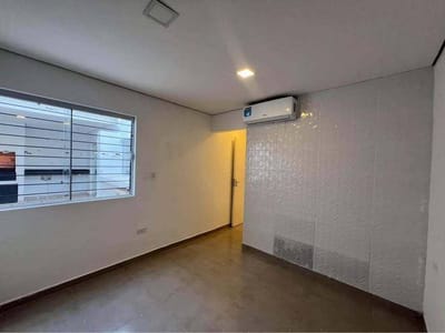 ALQUILO CHALET HERMOSO EN LUQUE 