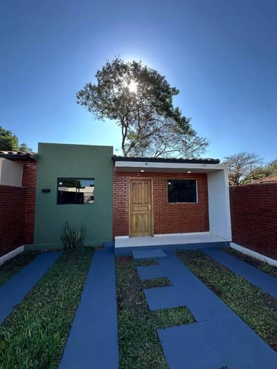 VENDO CHALET EN REDUCTO SAN LORENZO 