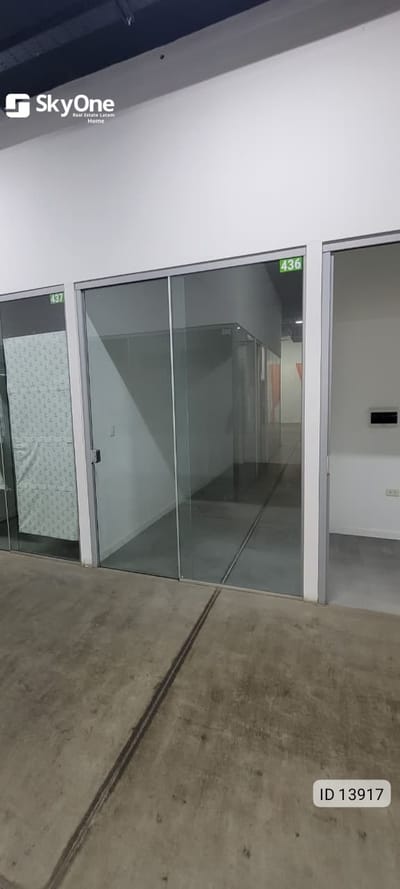 Se alquila piso en el edificio M4 ubicado en el mercado 4