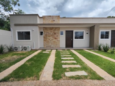 VENDO CASA EN CONDOMINIO MONTAÑA ALTA - LIMPIO