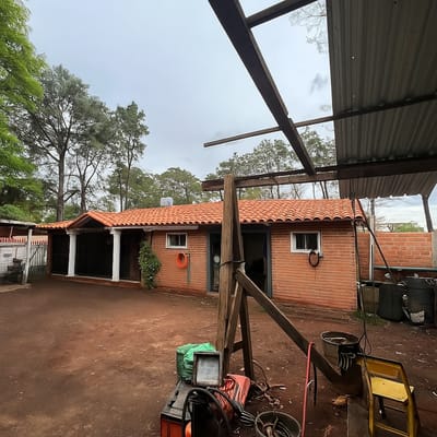Casa a refaccionar a la Venta