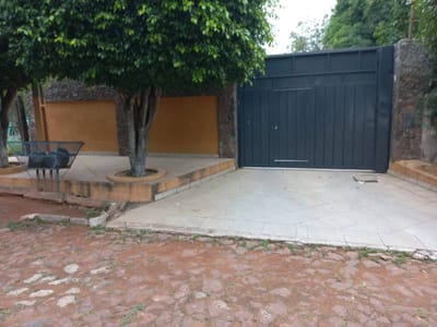 VENDO CASA EN ÑEMBY 