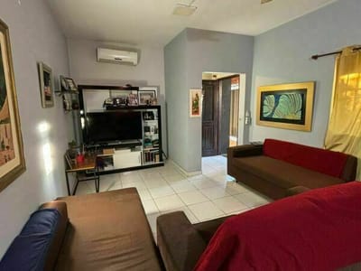 VENDO CASA EN FERNANDO MORA ZONA SUR