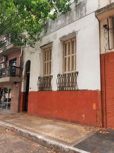 CASA CENTRICA EN VENTA