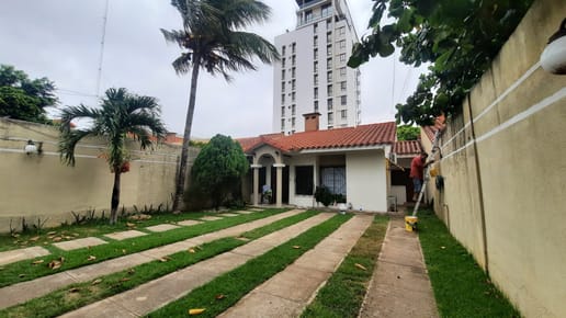 CASA EN ALQUILER IDEAL PARA NEGOCIO Y VIVIENDA