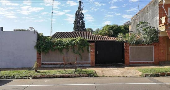 Terreno en esquina en Centro de Luque en venta con superficie 780 m2