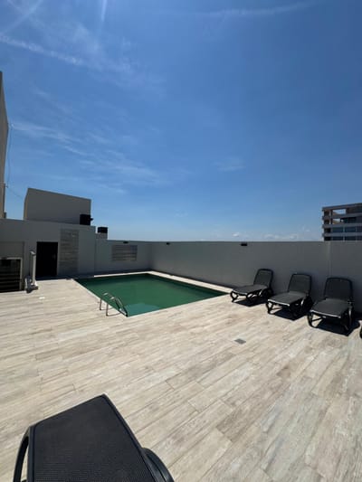 Alquilo departamento zona Shopping La Galeria