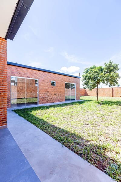 VENDO HERMOSA CASA A PRECIO DE DUPLEX EN LUQUE
