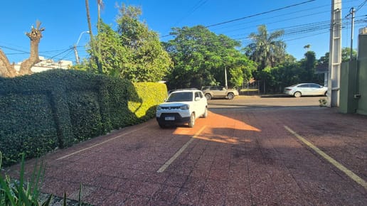 VENDO PROPIEDAD EN VILLA MORRA - 375.000 USD