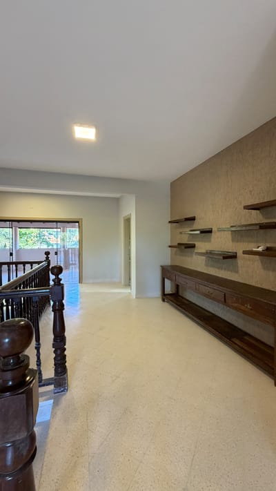 ALQUILER DE HERMOSA RESIDENCIA EN ASUNCION BARRIO MBURICAO