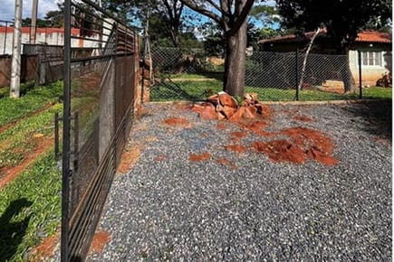 Terreno Amurallado En San Antonio