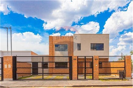 Casa-Venta-PY Central Luque Loma Merlo