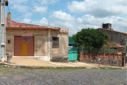 VENDO CASA EN SAJONIA