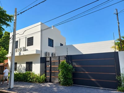 ALQUILER DE CASA EN LUQUE BARRIO AMÉRICA 