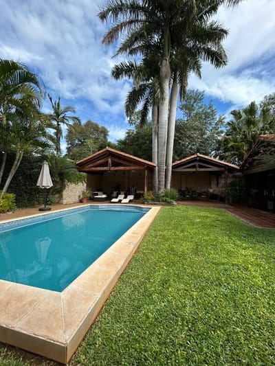 VENDO CASA EN MARIANO ROQUE ALONSO 