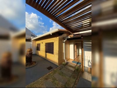 ???? Se Vende Casa semiamoblada en Area 1 CDE 