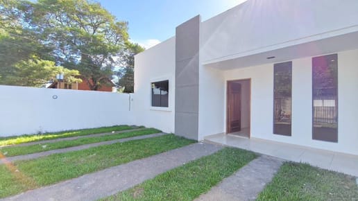 CASAS DE ESTILO MINIMALISTA - EN LA CIUDAD DE MARIANO ROQUE ALONSO