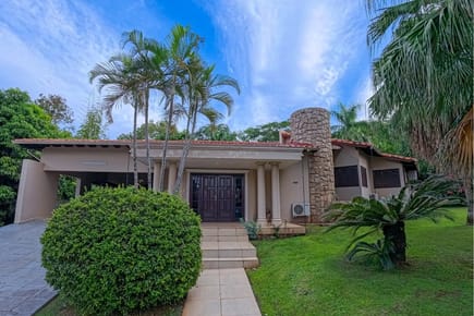 Vendo Casa PARANA COUNTRY CLUB, Hernandarias, Alto Paraná
