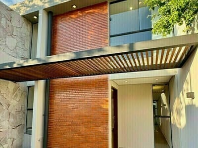 N VENTA AMPLIA DÚPLEX A ESTRENAR EN LUQUE