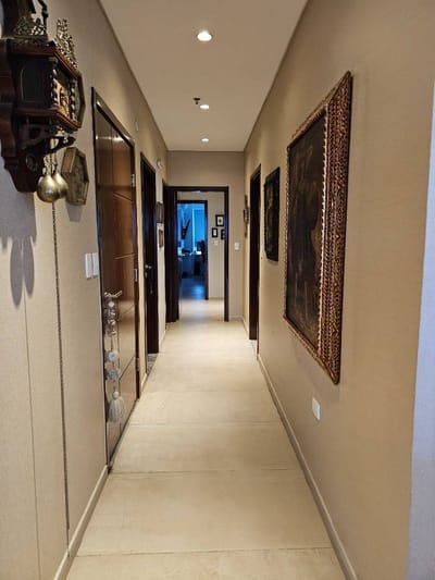 EN VENTA GRAN DEPARTAMENTO DE 4 SUITES Y 4 COCHERAS EN EDIFICIO MIRANDA