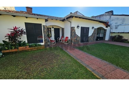 CASA EN VENTA EN EL GRUPO HABITACIONAL AEROPUERTO