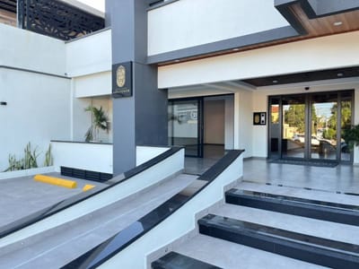 Local comercial en Venta - Sobre Avenida Zona Norte
