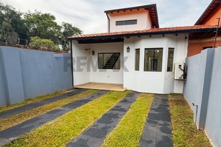 Dúplex en Zárate Isla – Luque