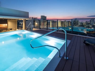 VENDO DEPARTAMENTO DE 2 DORMITORIOS EN EDIFICIO MANGORÉ – LAS MERCEDES