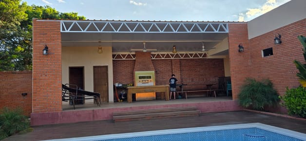 En Venta Casa Quinta en NUEVA COLOMBIA Sobre Guillermo Naumann